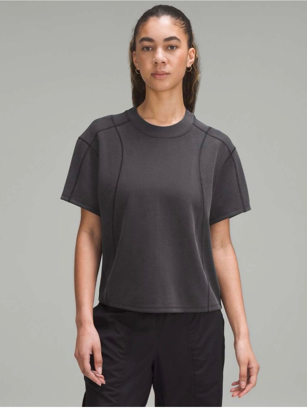Lululemon Ribbed Softstreme T-Shirt Black Gray Size 6 Short Sleeve